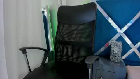 Snapshot of lilygloww chatting on 03.09.26 Sweetie Lily online show from 03.09.26