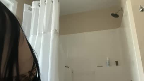 Lily Grace online show from 05.20.26