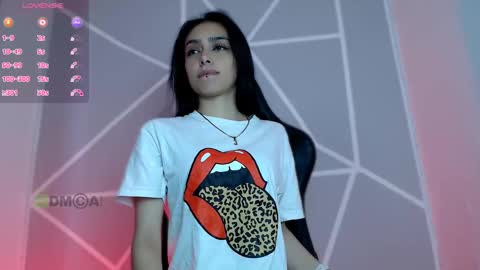 Snapshot of lilylouisee_ chatting on 12.03.24 Liliana louise online show from 12.03.24