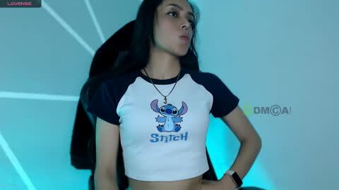 Snapshot of lilylouisee_ chatting on 12.11.24 Liliana louise online show from 12.11.24