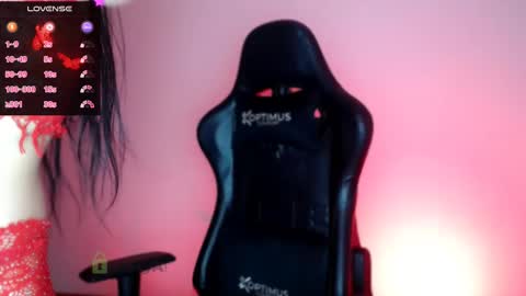 Snapshot of lilylouisee_ chatting on 02.16.25 Liliana louise online show from 02.16.25