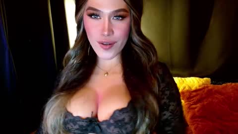 Snapshot of lilymonstercock chatting on 01.26.25 IM YOUR TRUE GODESS Lilymonstercock online show from 01.26.25