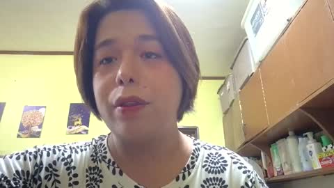 Snapshot of lilysette chatting on 05.26.26 lilysette online show from 05.26.26