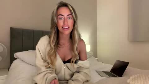 lilyxobloom online show from 03.09.26