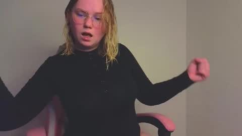 lime cat online show from 11.16.25