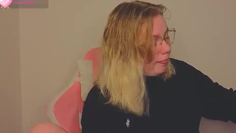 lime cat online show from 11.22.25