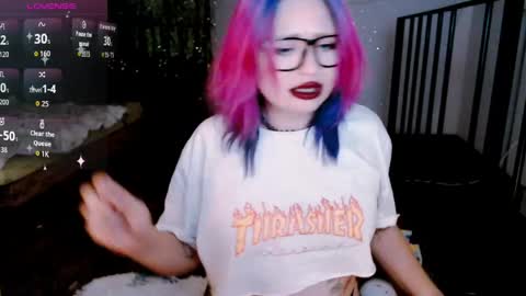Snapshot of lina2d_tyan chatting on 05.29.26 Lina2D tyan online show from 05.29.26