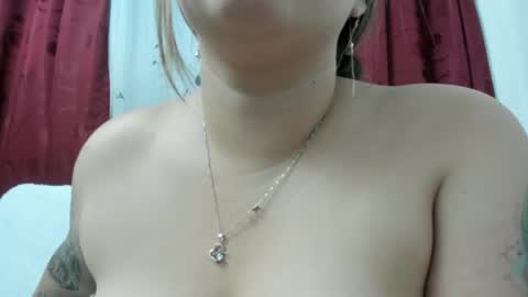 Snapshot of lina_browm chatting on 12.08.24 Lina Browm online show from 12.08.24