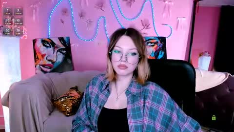 lina_fox12 online show from 05.20.26
