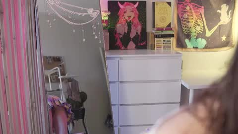 Snapshot of lina_n_kitty chatting on 03.26.26 Lina - online show from 03.26.26