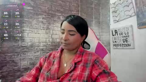 Snapshot of lina_sanchezih chatting on 07.15.26 LINA SANCHEZ online show from 07.15.26