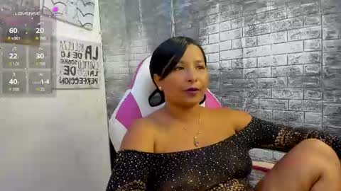 Snapshot of lina_sanchezih chatting on 07.20.26 LINA SANCHEZ online show from 07.20.26