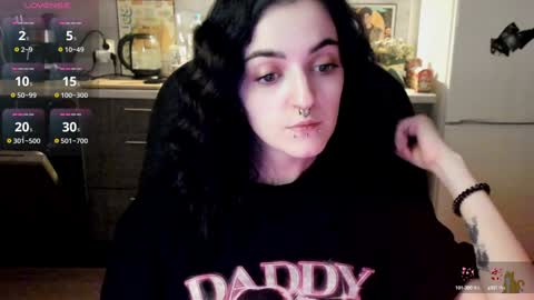 Lina 3  1715622743 online show from 01.06.25