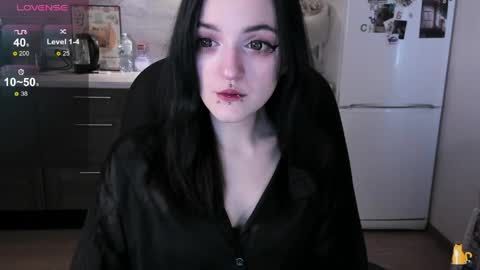 Lina 3  1715622743 online show from 04.03.26