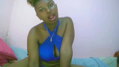 linah1123 online show from 09.28.25