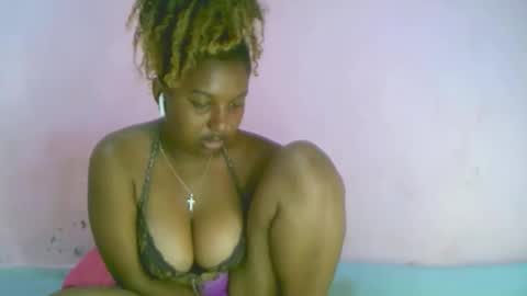 linah1123 online show from 10.03.25