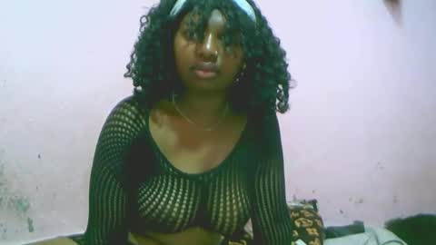 linah1123 online show from 10.29.25