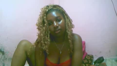 linah1123 online show from 11.26.25