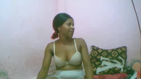 linah1123 online show from 12.03.25