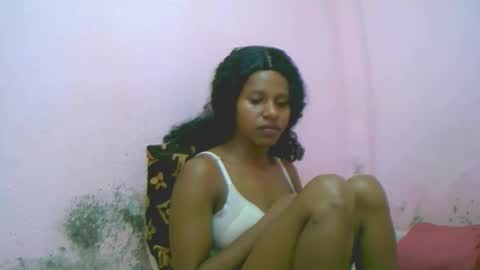 linah1123 online show from 12.23.25