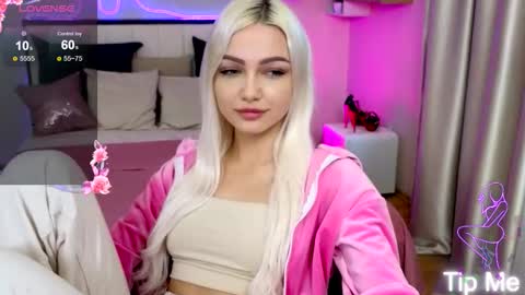 I am Lina online show from 10.15.25