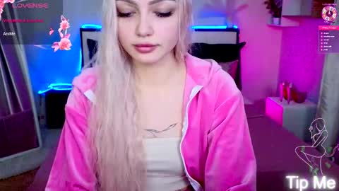 I am Lina online show from 01.17.26