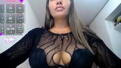 Snapshot of linasparks chatting on 07.22.26 Lina Sparks online show from 07.22.26