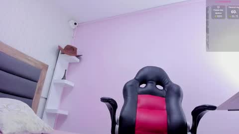 L I N A  online show from 11.26.25