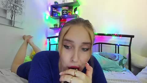 Lina online show from 03.27.26