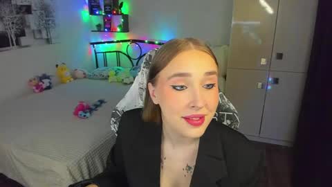 Lina online show from 05.25.26
