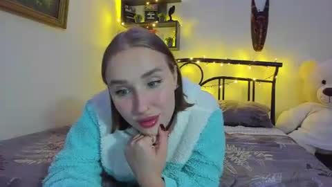 Snapshot of linatruly chatting on 07.14.26 Lina online show from 07.14.26