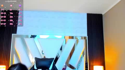  Linda  online show from 09.26.25