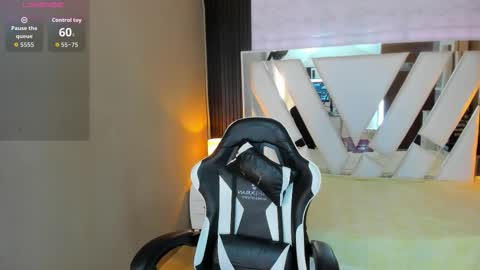  Linda  online show from 03.28.26