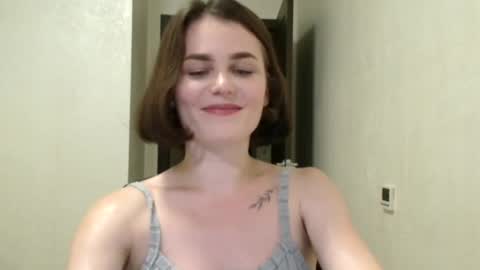 Snapshot of linda_aa chatting on 06.29.26 Linda online show from 06.29.26