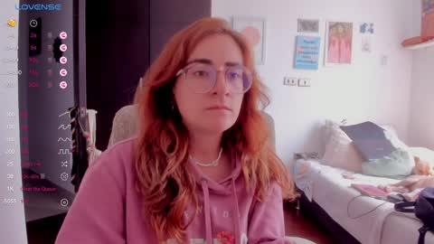 Giggles  online show from 01.10.25