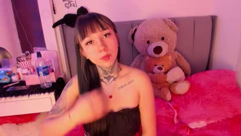 Lindaa maria  online show from 01.10.26