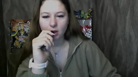 Snapshot of linda_s_ chatting on 10.14.25 Linda online show from 10.14.25