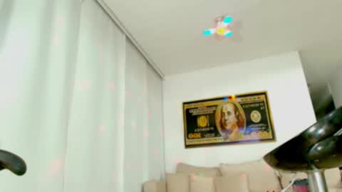 LAURA RAMIREZ online show from 01.24.25