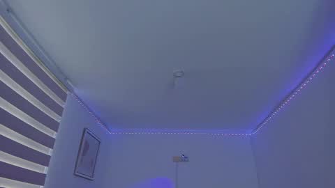Snapshot of linda_zaam8386 chatting on 02.24.25   online show from 02.24.25