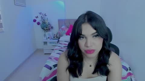 Snapshot of linda_zaam8386 chatting on 03.11.25   online show from 03.11.25