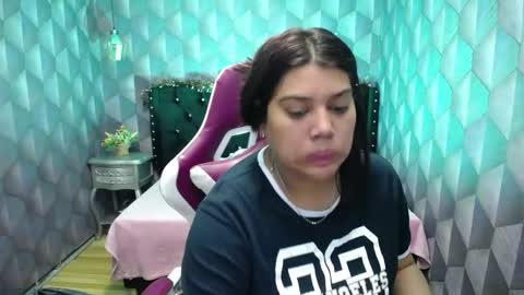    online show from 01.05.25