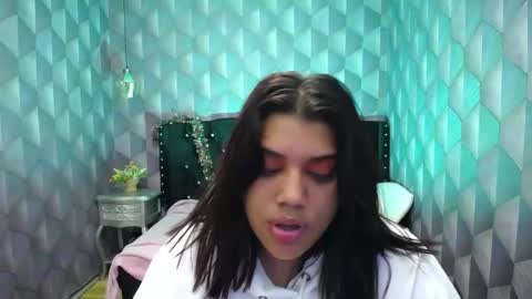    online show from 01.06.25