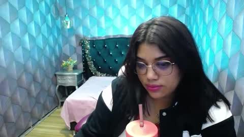    online show from 01.07.25