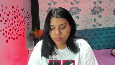    online show from 02.02.25