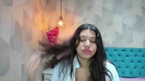 Snapshot of lindabreexlove chatting on 06.16.26 online show from 06.16.26