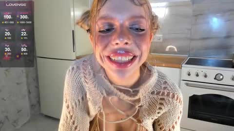 Snapshot of lindacrystalofc chatting on 02.27.25 happy new year online show from 02.27.25