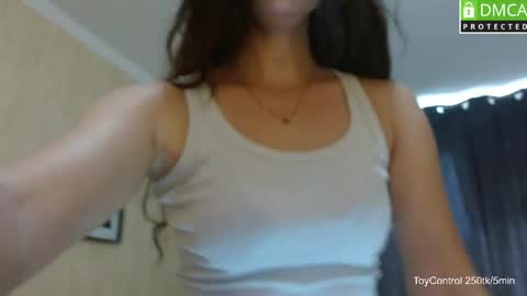 Snapshot of lindaernestine chatting on 06.07.26 LindaErnestine online show from 06.07.26