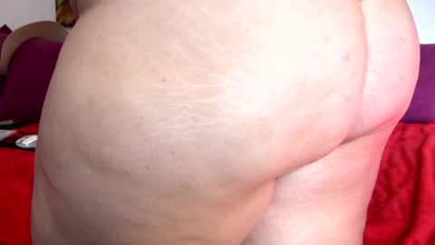 Snapshot of lindalovesexy chatting on 01.09.25 Linda online show from 01.09.25