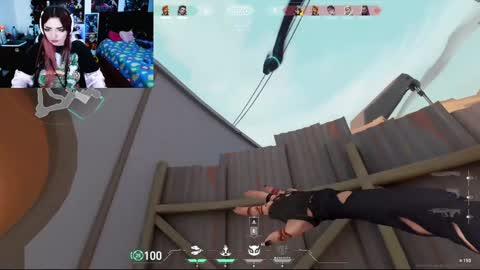 Snapshot of linddamortt chatting on 12.19.24 CatalinaANIDEA online show from 12.19.24