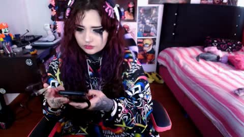 Snapshot of linddamortt chatting on 12.31.24 CatalinaANIDEA online show from 12.31.24